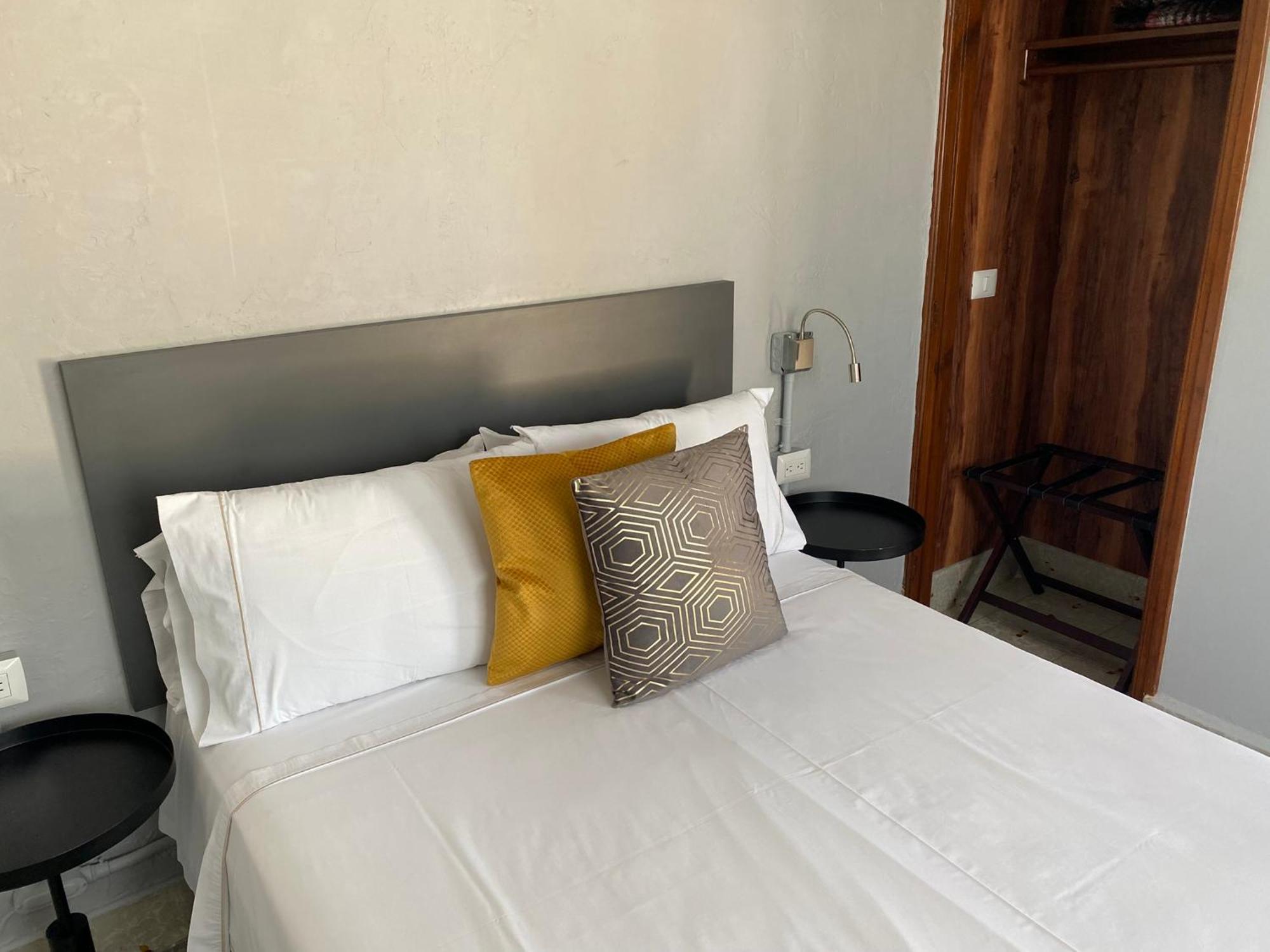 Hotel El Pedregal มาเตอัวลา ภายนอก รูปภาพ