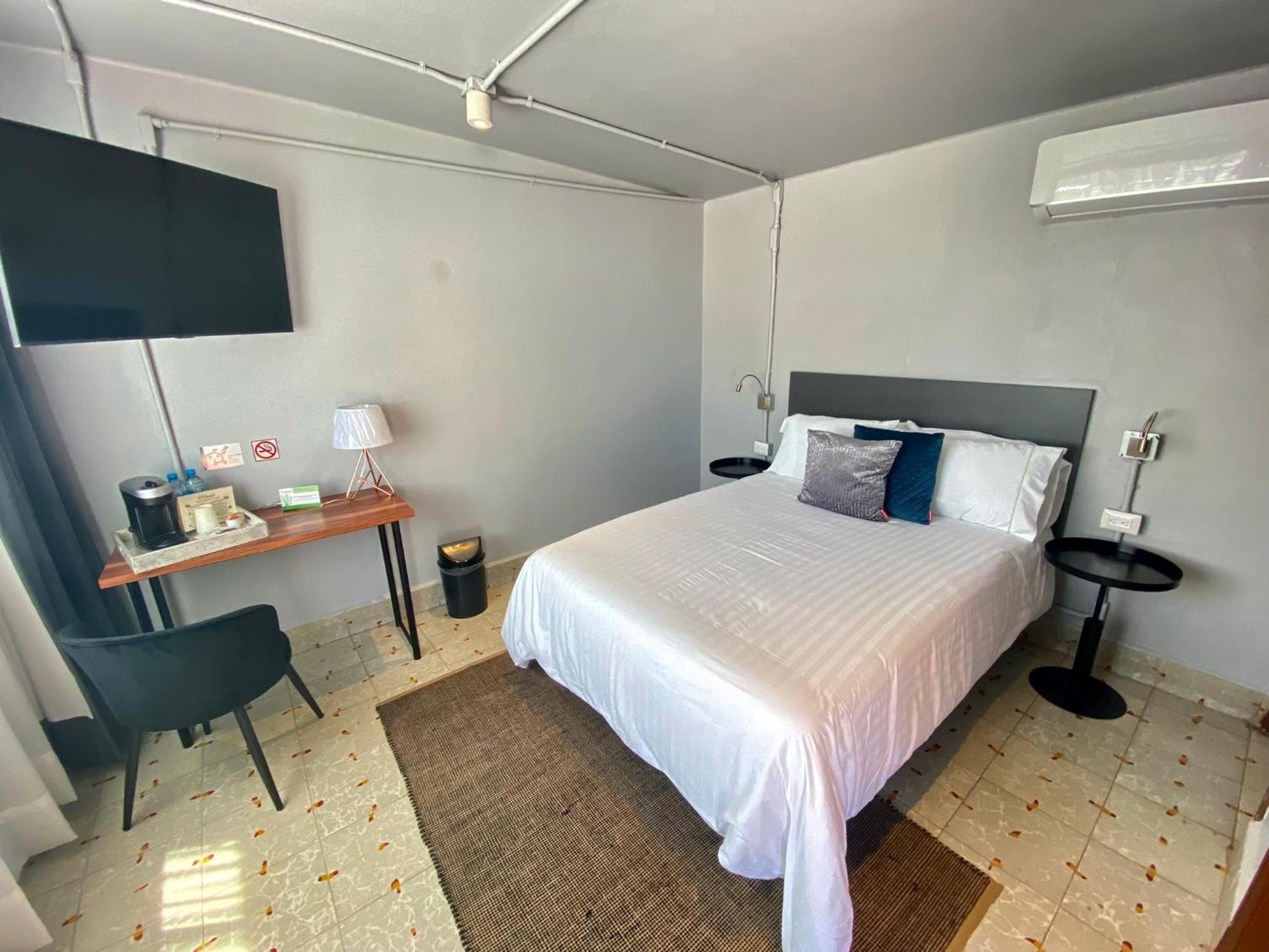 Hotel El Pedregal มาเตอัวลา ภายนอก รูปภาพ